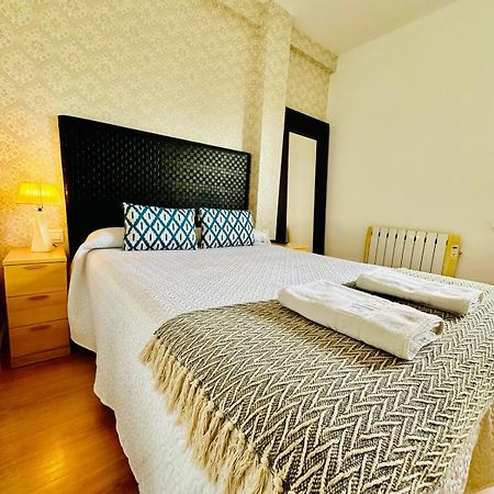 Apartamento Turistico Pizarro เมรีดา ภายนอก รูปภาพ