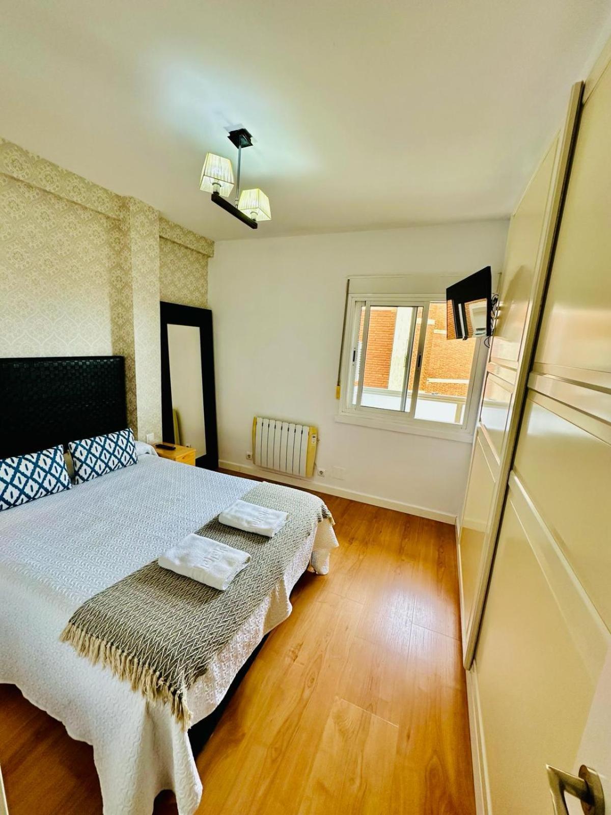 Apartamento Turistico Pizarro เมรีดา ภายนอก รูปภาพ