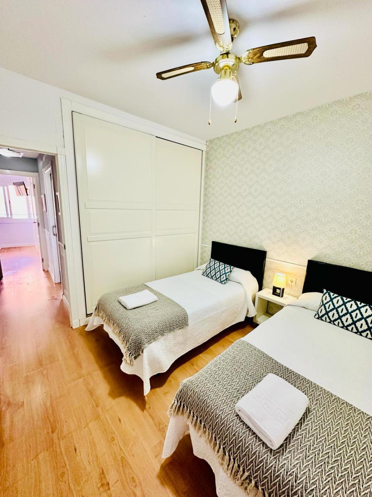 Apartamento Turistico Pizarro เมรีดา ภายนอก รูปภาพ