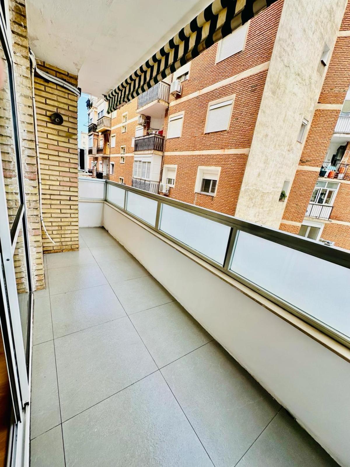 Apartamento Turistico Pizarro เมรีดา ภายนอก รูปภาพ