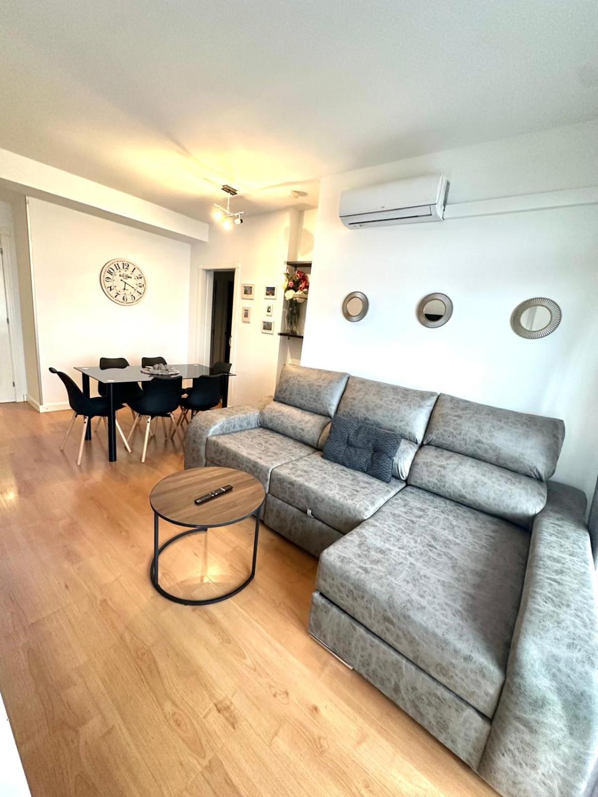 Apartamento Turistico Pizarro เมรีดา ภายนอก รูปภาพ